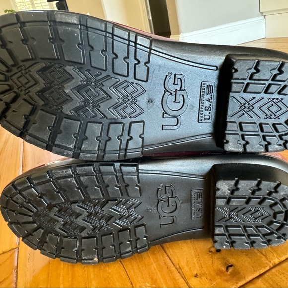 Ugg size 8 Rain boots - Picture 6 of 11
